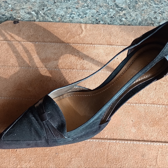 Ann Taylor Black OpenSided Suede Pumps Size 9.5 (93) - Picture 6 of 9